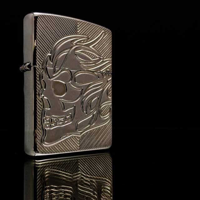 Zippo Original 29230 Armor Skull Black Ice