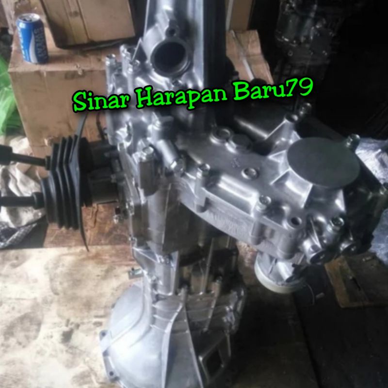 Gearbox Transmisi Manual Triton 2800CC Original 4X4