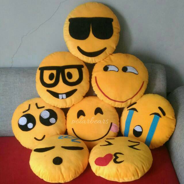 Bantal Emoticon 30 Cm Shopee Indonesia