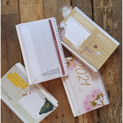 

Cetak Kalender Muslimah Custom Fullcolor