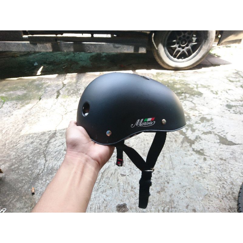 Helm Sepeda Monza Second