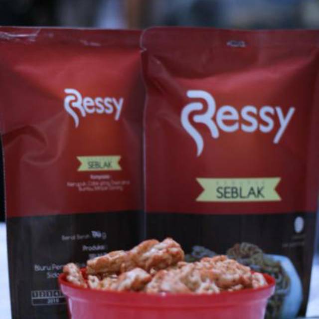 

Cemilan Kerupuk Seblak