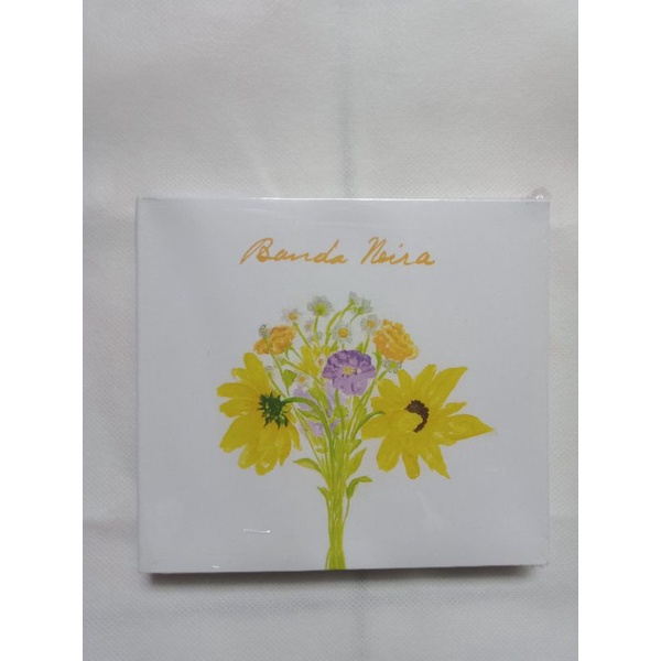 kaset CD album Banda Neira