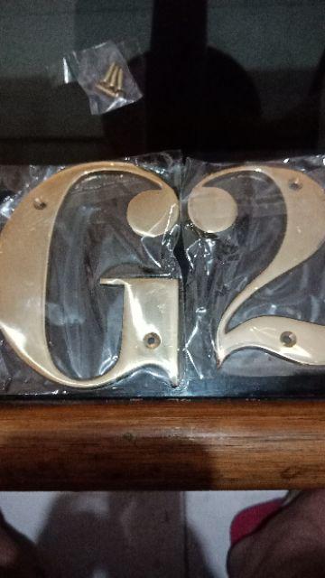 4 Huruf Jalan Villa Toko Usaha Kuningan / Brass Alphabet - Koleksi Huruf Klasik Kapital / Besar