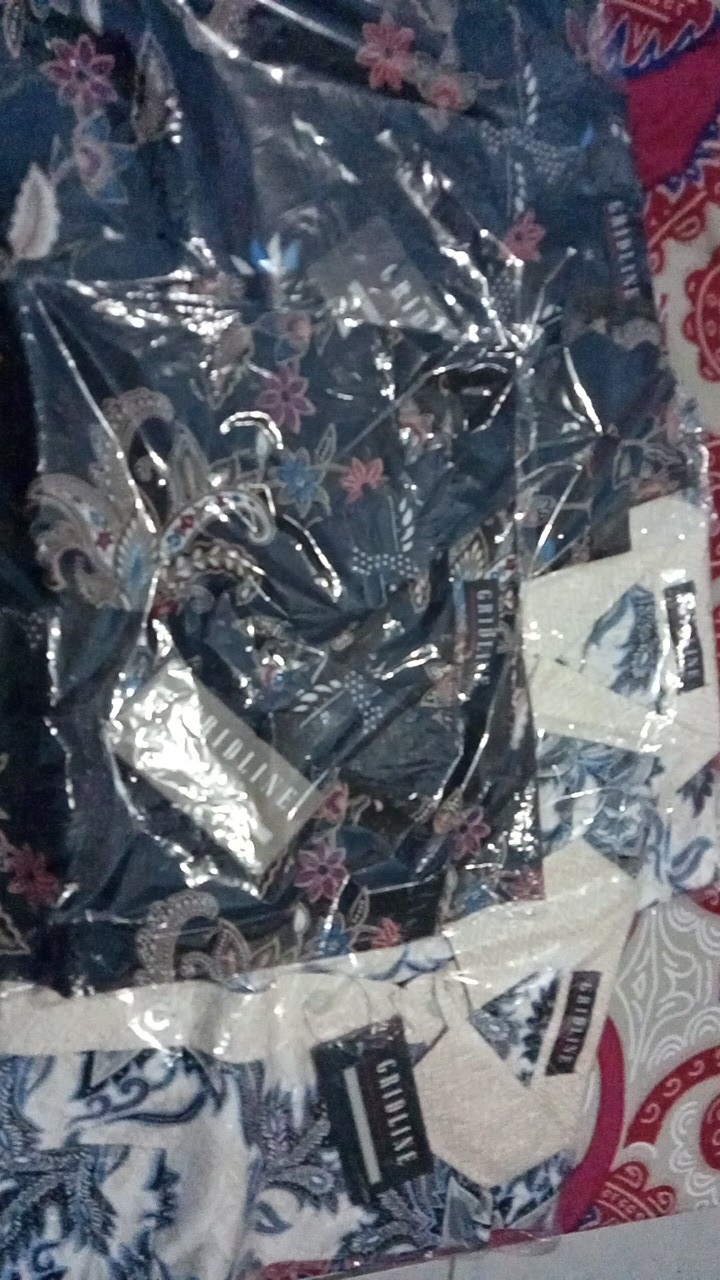 [gridline - Ls040 Black & Navy] Kemeja Batik Slimfit Pria Katun Lengan Panjang