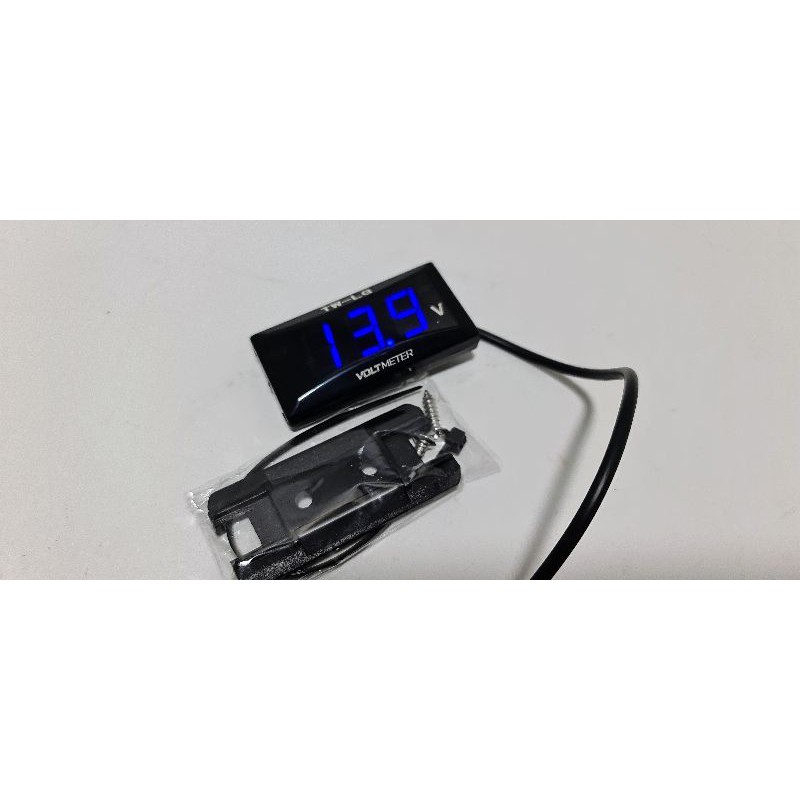 voltmeter aki set dudukan rumah led waterprof