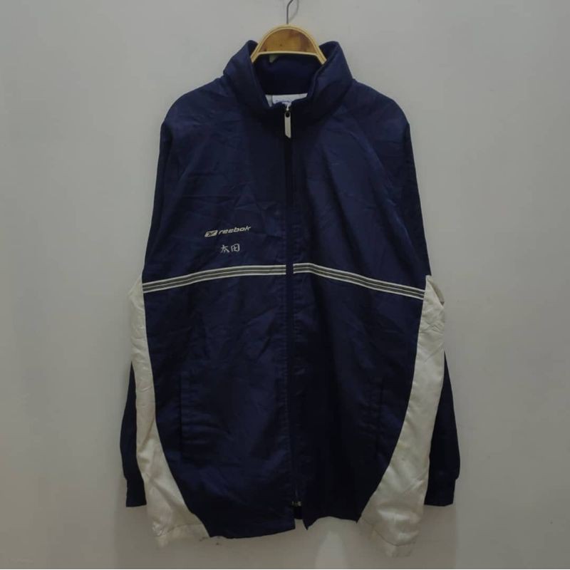 Jaket Reebook vintage Jaket reebok second Jaket reebok outdoor Jaket reebok bekas Preloved murah