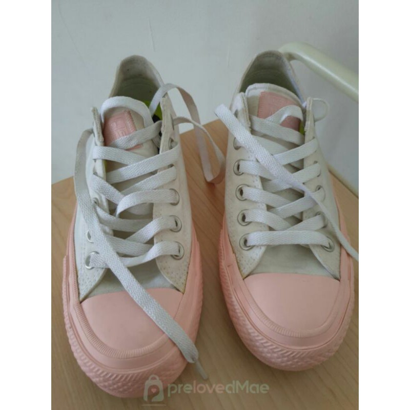 Preloved sepatu converse