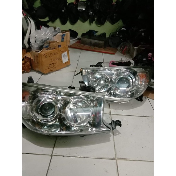 Headamp Lampu Depan Toyota Fortuner 2009 2010 Original