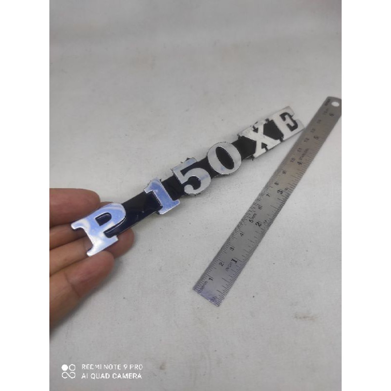 Vespa Emblem Logo Depan P150 XE