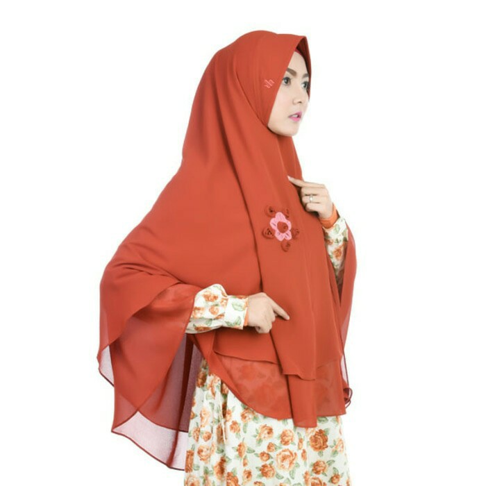 Nibras Hijab Swarovski Khimar Antem Merah Bata Cerutti 2 Layer   Bros