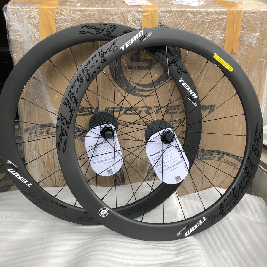 Wheelset superteam discbrake 50mm CX6 ceramic