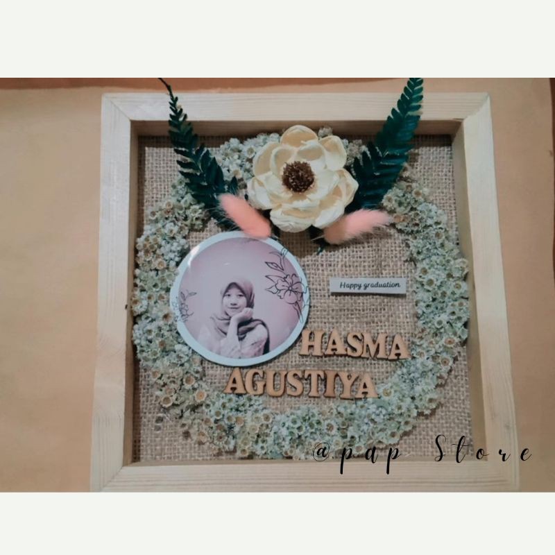

Kado Wedding / Kado Wisuda / Kado Ulang tahun/hampers