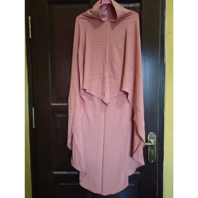 Sisesa khimar lavenia