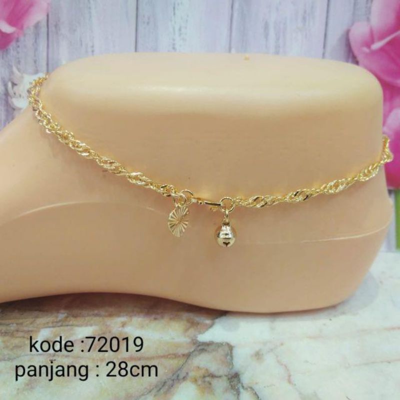 GELANG KAKI BIJI LADA KOMBINASI TITANIUM LAPIS EMAS 18k 74004.17-17.71073