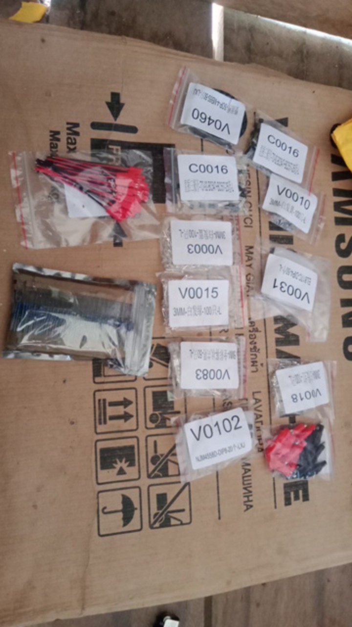 50pcs 5mm Rgb Red Green Blue Transparent Led / Fog Four Feet Controlled Common Cathode Fog-cathode