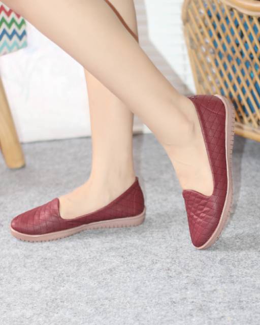 Sepatu flat BLA 01