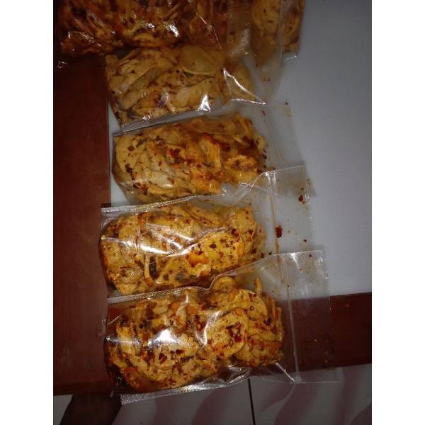 

basreng bulat, cemilan enak pedas gurih kemasan pouch 100gr