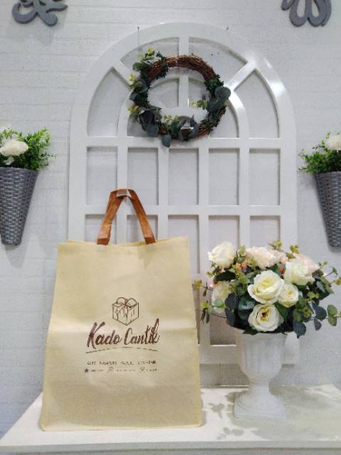 

Tas goodie bag Kado Cantik Ukuran besar/ Tote bag