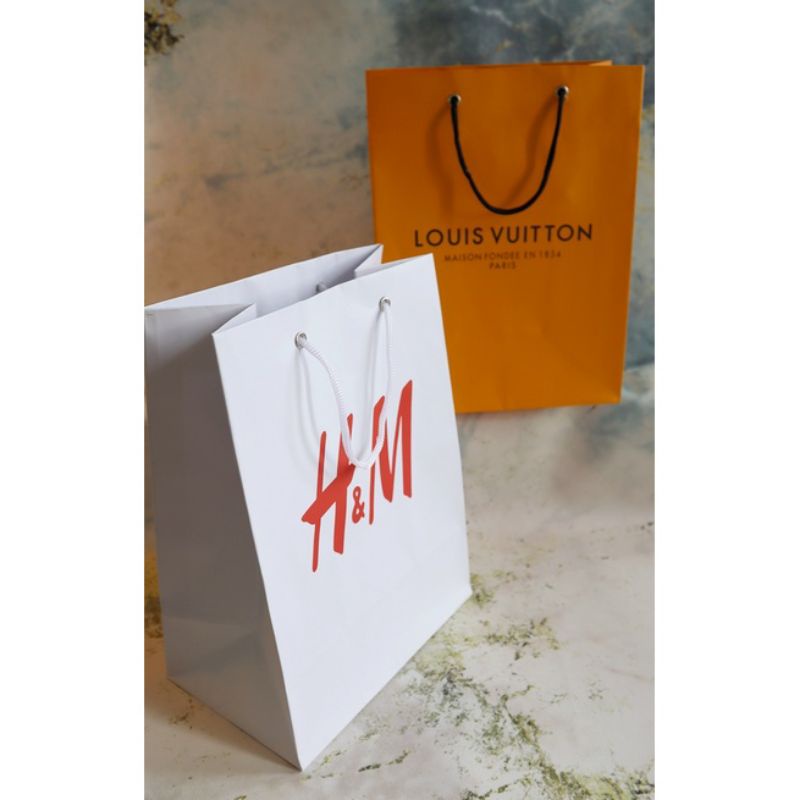 

PAPER BAG BRAND HM C04ch H3rm3s LV Y5L