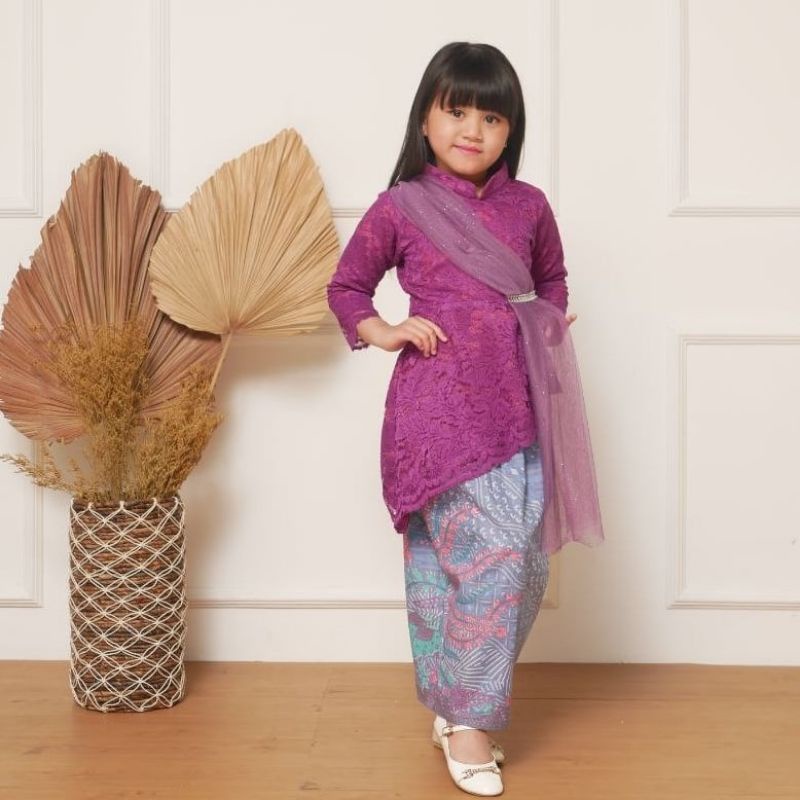 Kebaya Sekar / Kebaya Modern / Kebaya Kondangan / Kebaya Remaja / Kebaya Bayi / Kebaya Anak / Kebaya
