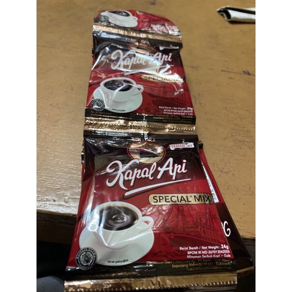 

Kopi Kapal Api 25gr / isi 10 /1 renceng