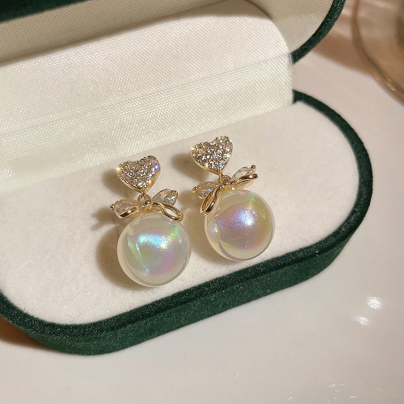 Anting Stud Desain Hati Pita Aksen Kristal Mutiara Berlian Imitasi Gaya Korea Untuk Wanita