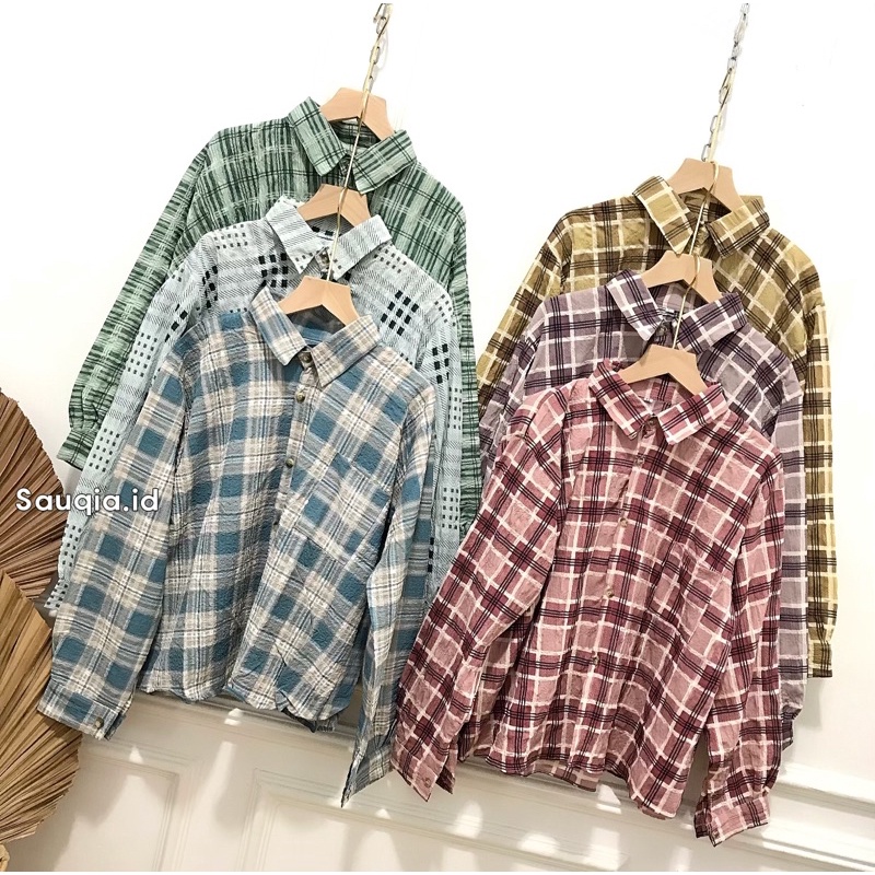 CROP TARTAN SHIRT / KEMEJA KOTAK CRINKLE OVERSIZE