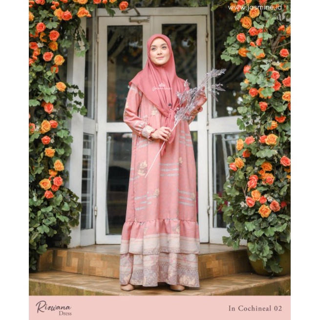 Rizwana Dress (Cochineal)