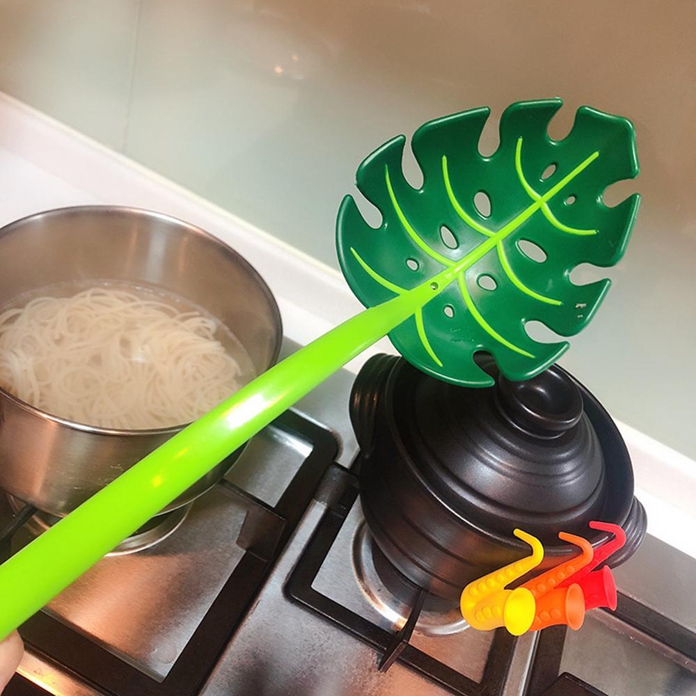 [Elegan] Sendok Mie Kreatif Gagang Panjang Home Colander