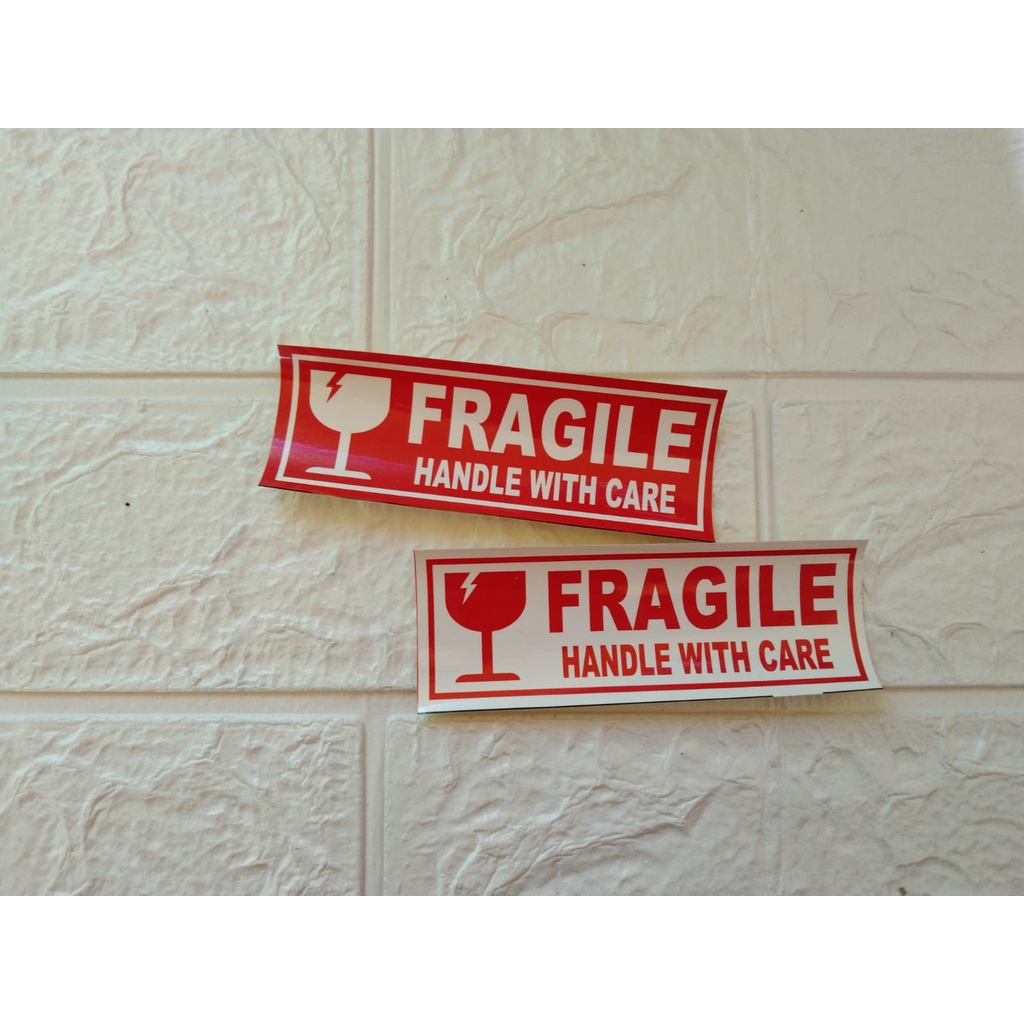 Stiker Fragile