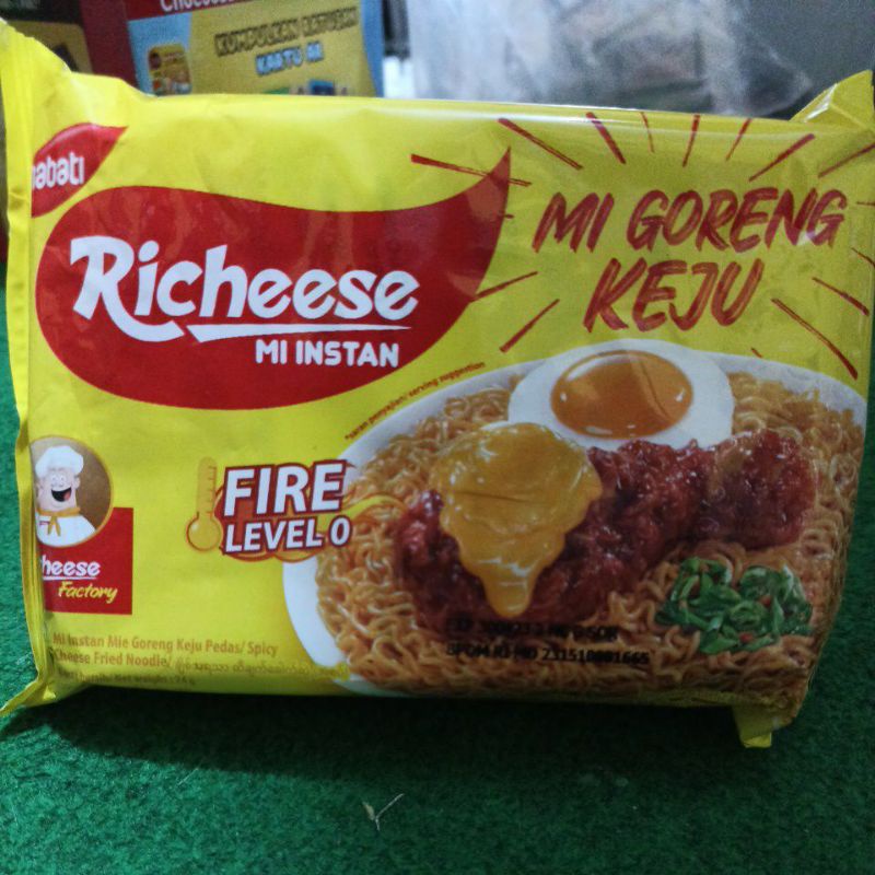 

Richeese Mie Goreng Keju