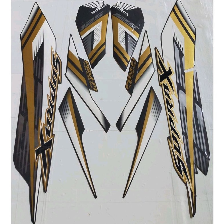 STRIPING STANDAR ORI LIST STIKER SUPRA X 125 FI TERBARU TAHUN 2022 SUPRA X 125 FI 2022 GOLDEN BLACK