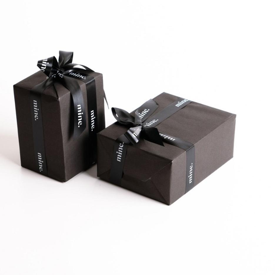 

지 Make It a Gift - Jadikan Hadiah Dengan Penambahan Kertas Kado, Pita dan Kartu Ucapan Trend