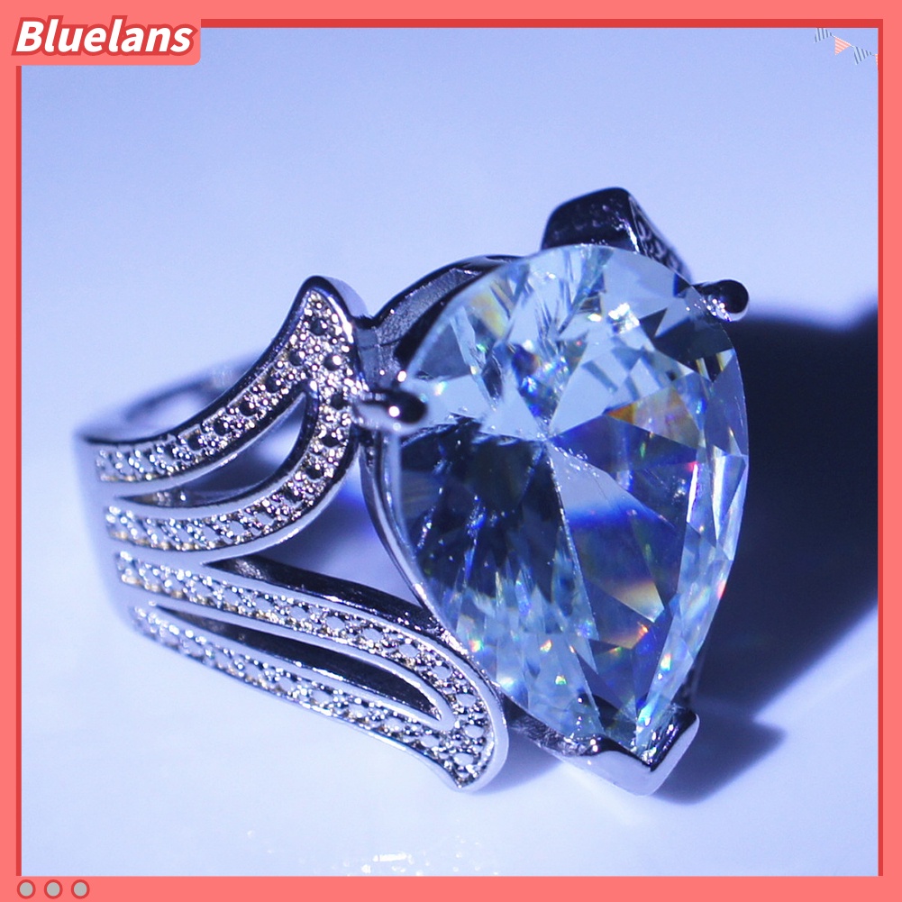 Bluelans Cincin Bentuk Bunga Waterdrop Aksen Berlian Imitasi Untuk Wanita