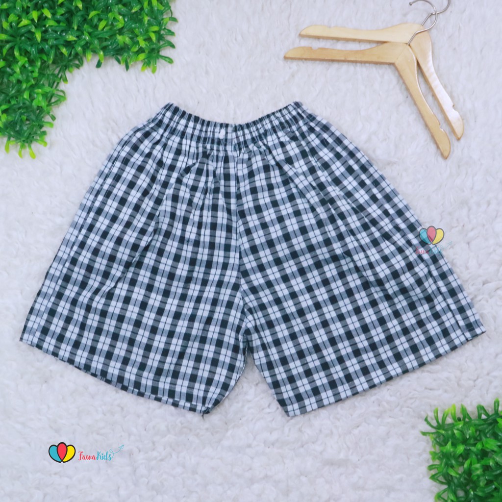 (FLASH SALE) Celana Hawai uk. Dewasa fit to XXL / Motif Kotak Sarung Pria Harian Boxer Pendek Jumbo