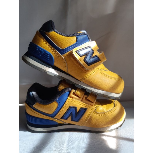 PRELOVED ❤ Sepatu Anak New Balance Original Yellow