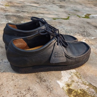 clark leather sneakers