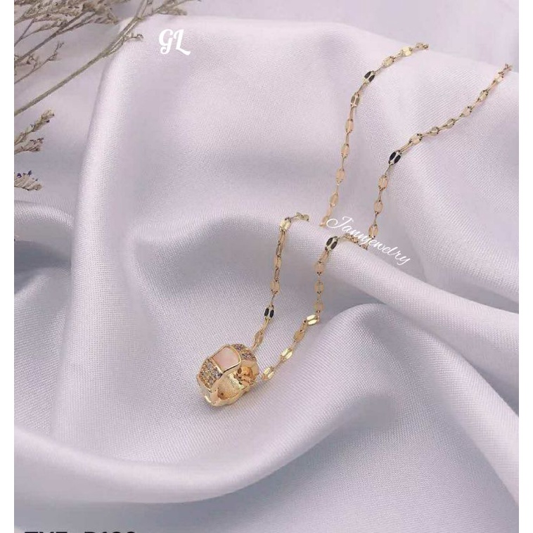 Kalung Titanium Korea Clover Bunga Anti Karat dan Alergi KT-34