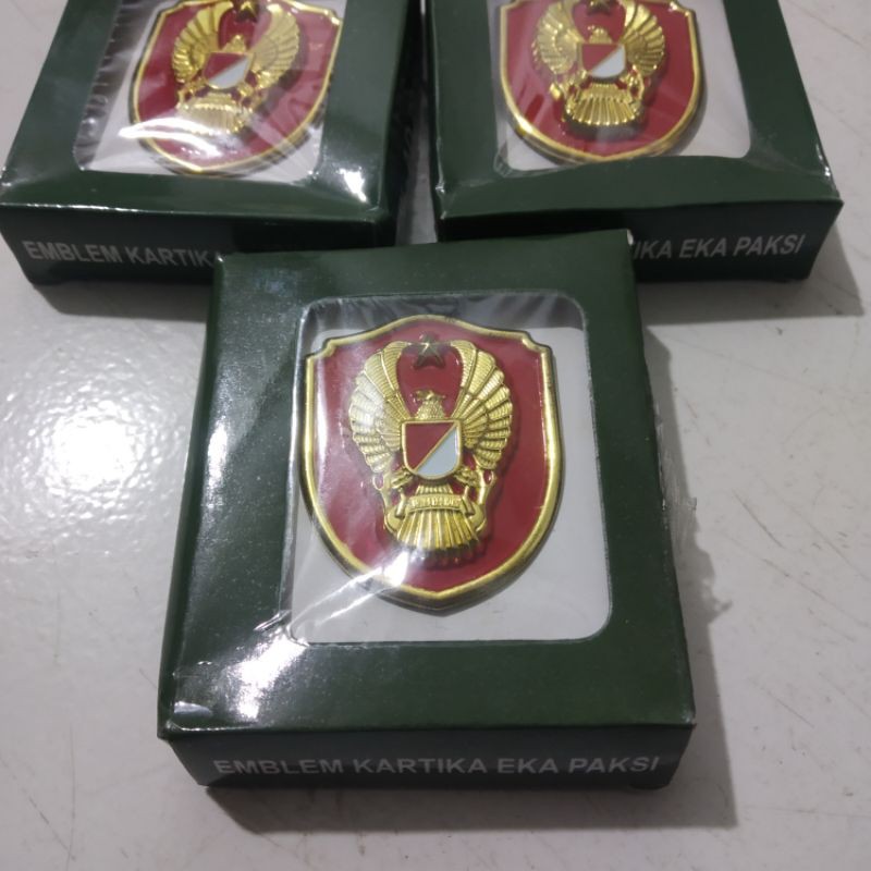 EMBLEM BARET HIJAU KACAMATA TNI AD