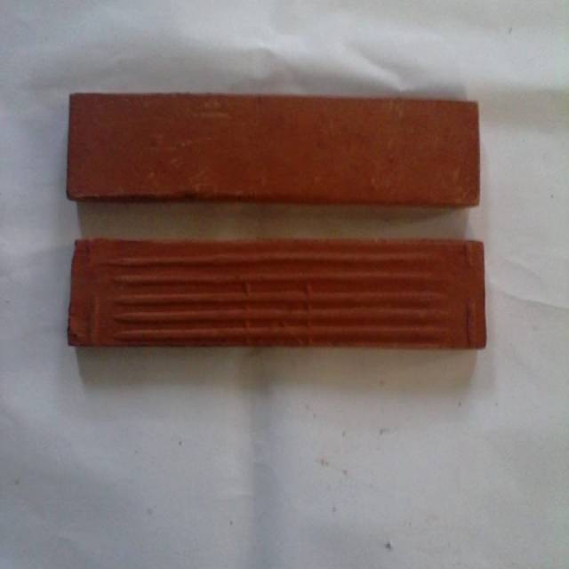 Bata tempel terakota