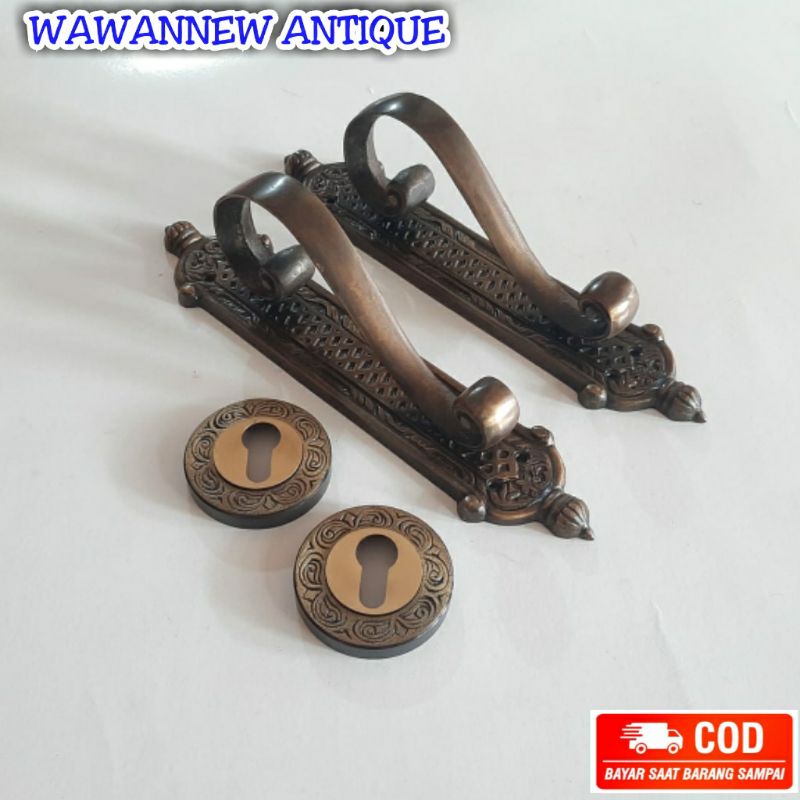 Handle Pintu / Gagang Pintu Rumah Pagar Kuningan Antik Motif Cumi 28cm + Lubang Kunci