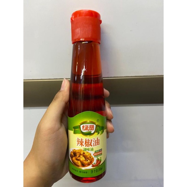 

Minyak cabe / chili oil / la jiao you 辣椒油 180ml / Chili oil / minyak cabe