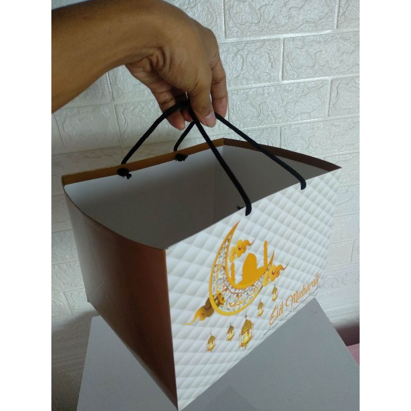 

Paperbag lebaran / Paperbag idul Fitri / paper bag lebaran / paperbag eid mubarak