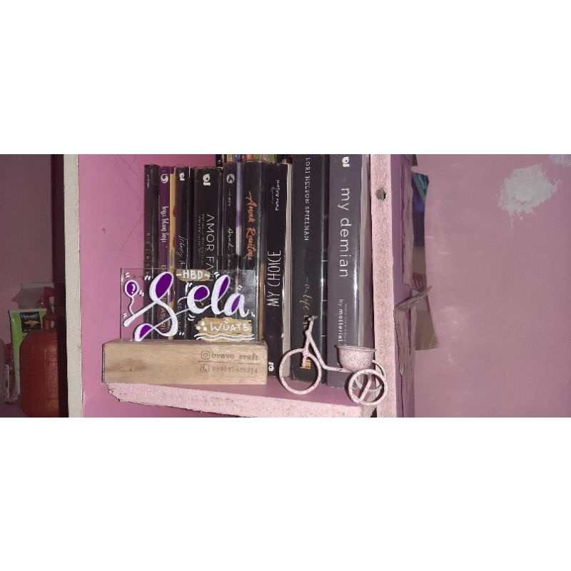 

ACRYLIC LETTERING MINI