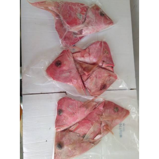

Kepala kakap merah 1 Kg