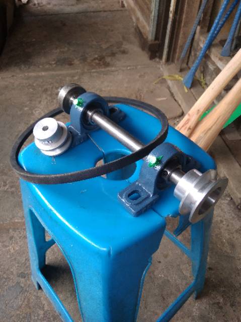 as gergaji serkel meja 3/4 komplit plus 2  pully plus vanbelt