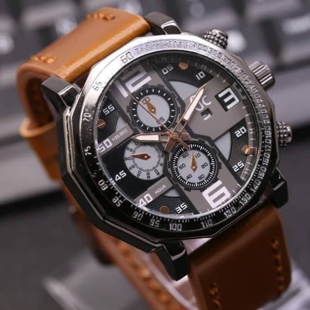 Jam tangan pria / cowok GC GUESS COLLECTION Sporty tanggal aktif strap tali kulit