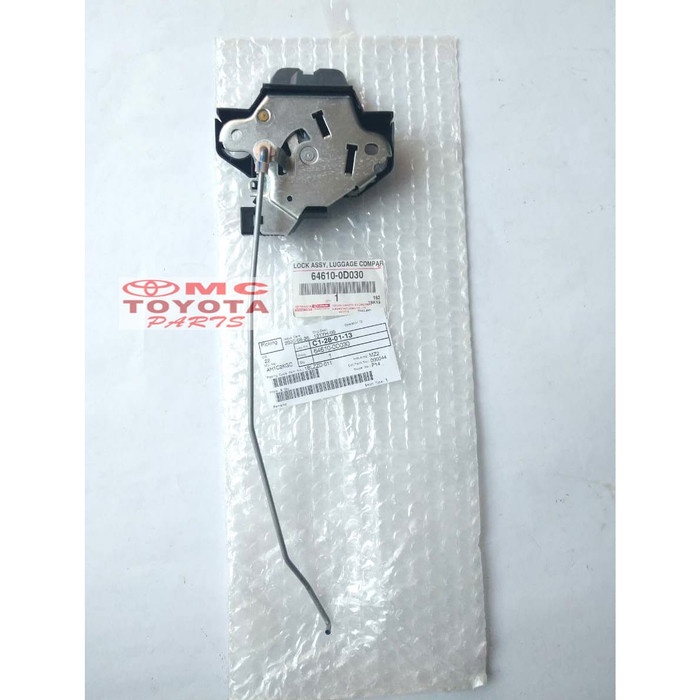 Kunci Pintu Bagasi / Lock Assy Back Door New Vios Limo 64610-0D030 (Kode 006))