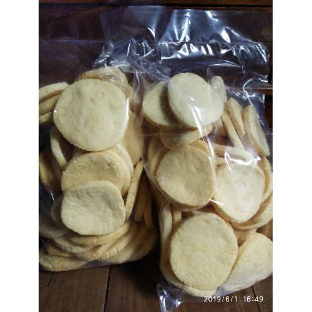 

[Oleh-oleh] KEMPLANG KHAS PALEMBANG DARI IKAN GABUS